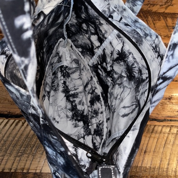 Victoria Secret black/white tote bag - Picture 4 of 8